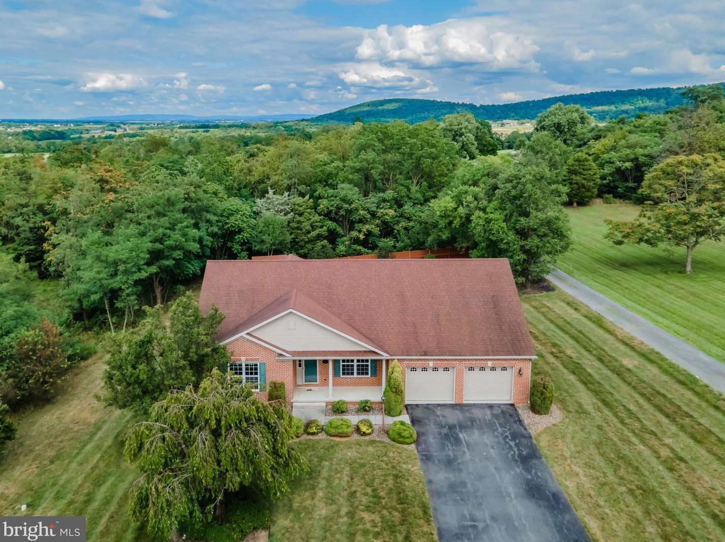 10990 Deerwood Dr, Dickey, PA 17236