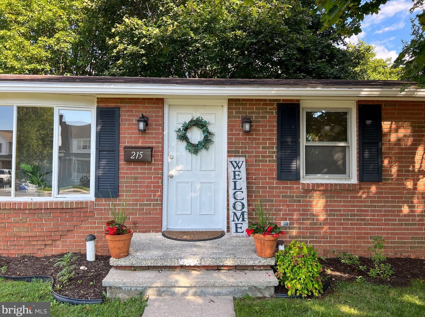 215 Frick Ave, Roadside, PA 17268-1005