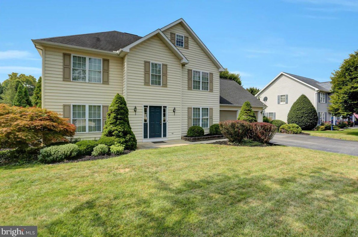 463 Century Dr, Upton, PA 17225