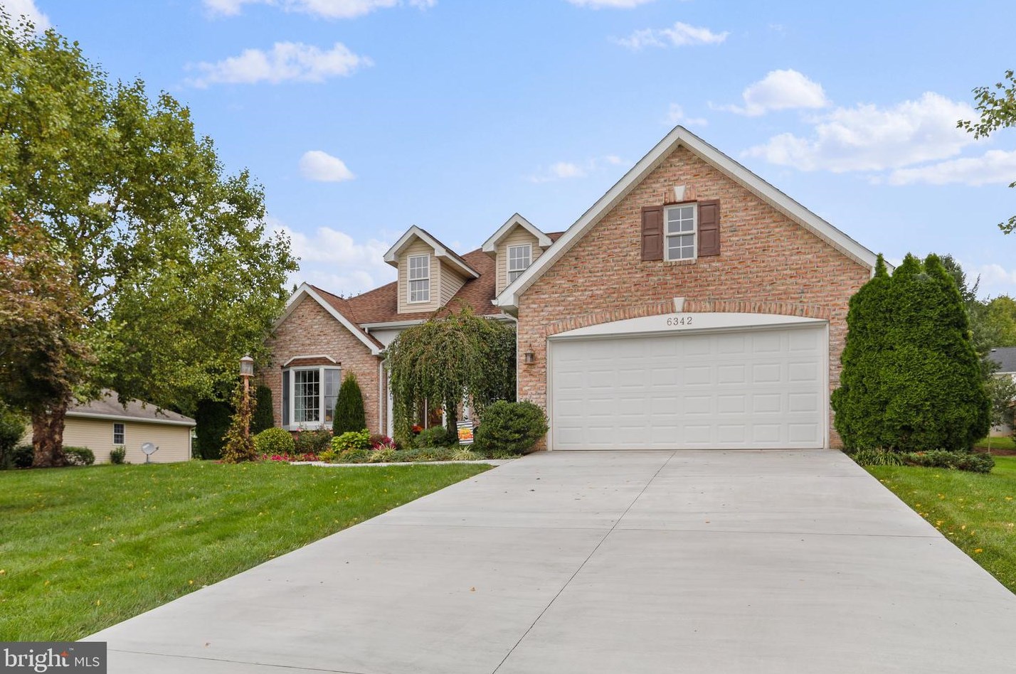 6342 Oak Leaf Ln, Fayetteville PA  17222-9451 exterior