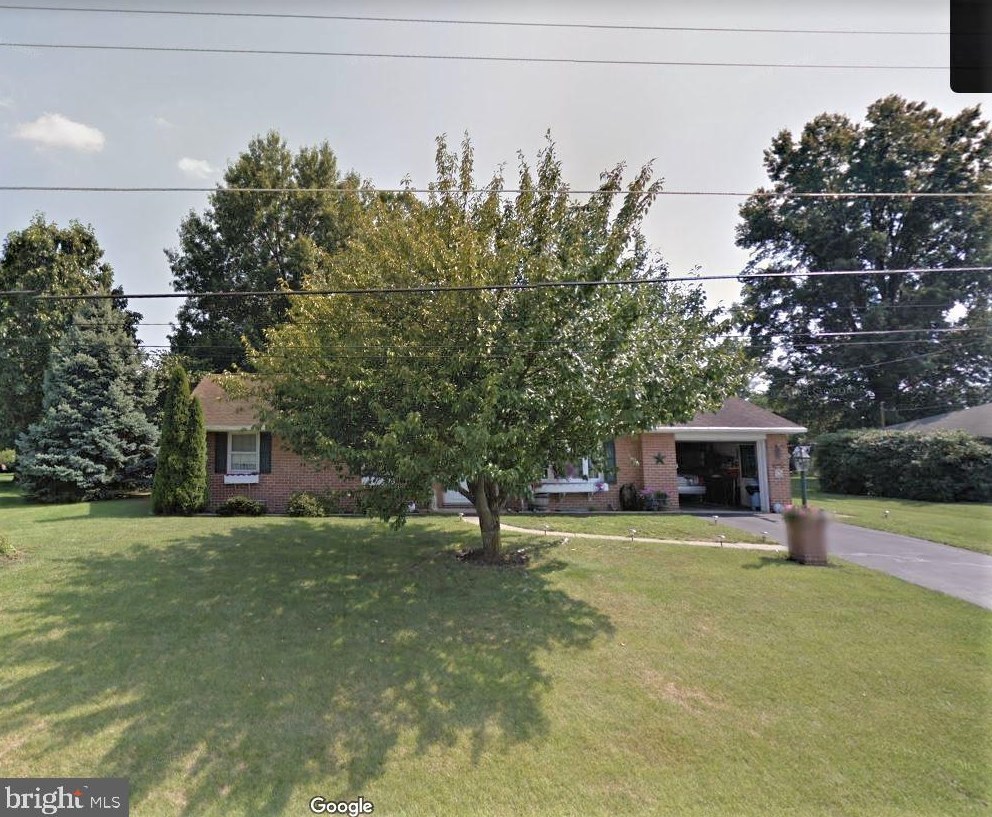 13406 Meadowview Ave, Roadside, PA 17268-9405
