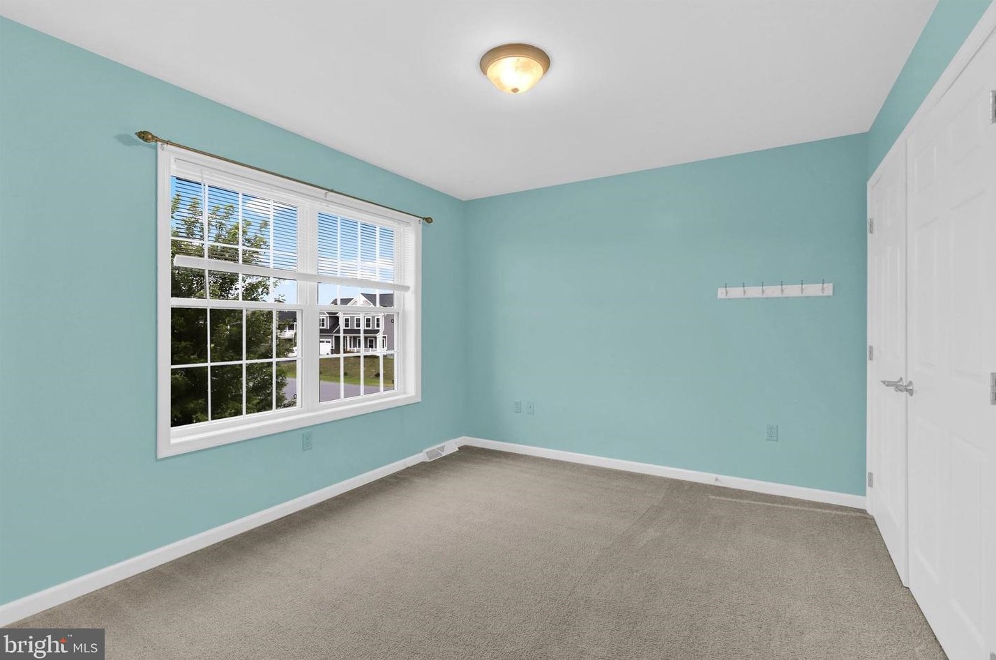 290 Cresthaven Dr, Fayetteville PA  17222-9376 exterior