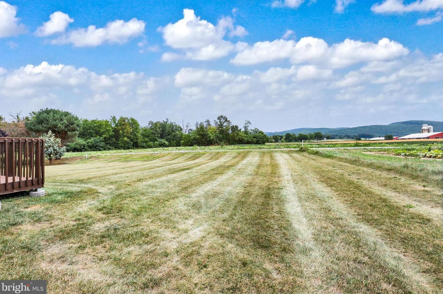 290 Cresthaven Dr, Fayetteville PA  17222-9376 exterior