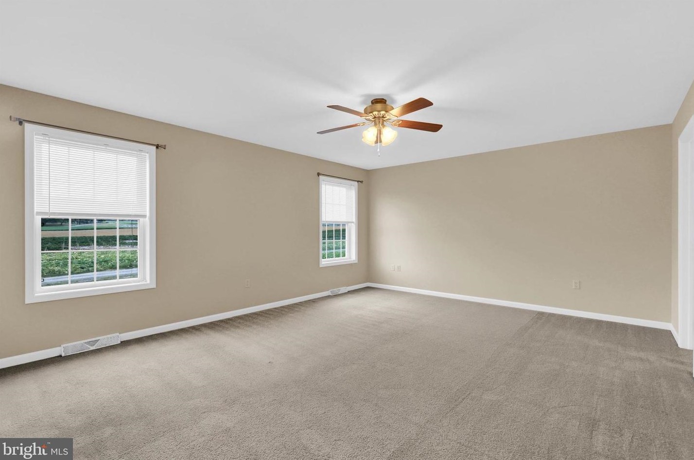 290 Cresthaven Dr, Fayetteville PA  17222-9376 exterior