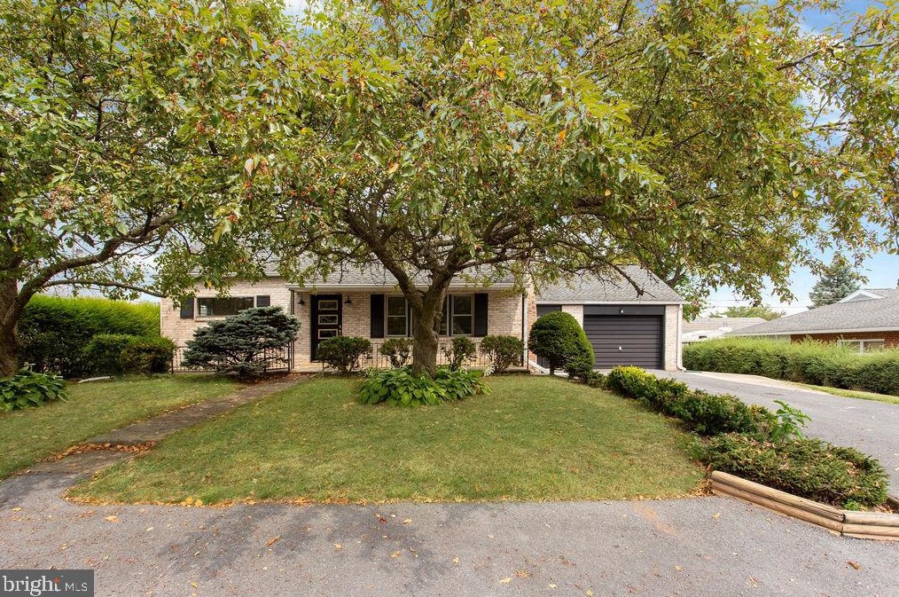 159 Highland Rd, Chambersburg, PA 17202