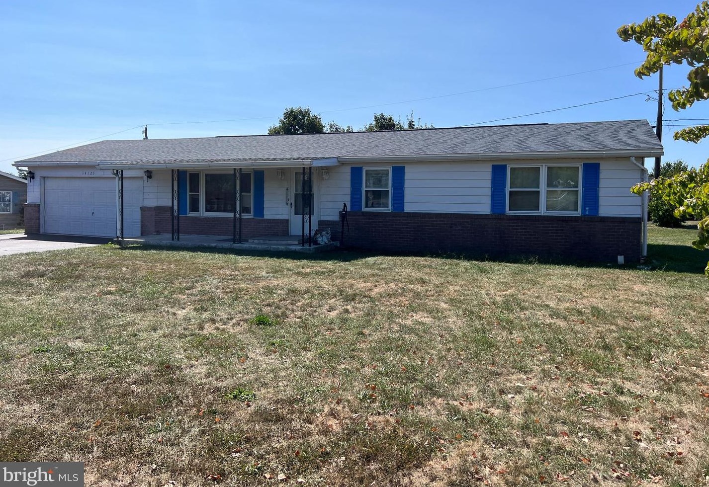14123 Gardner Ave, Roadside, PA 17268-9475