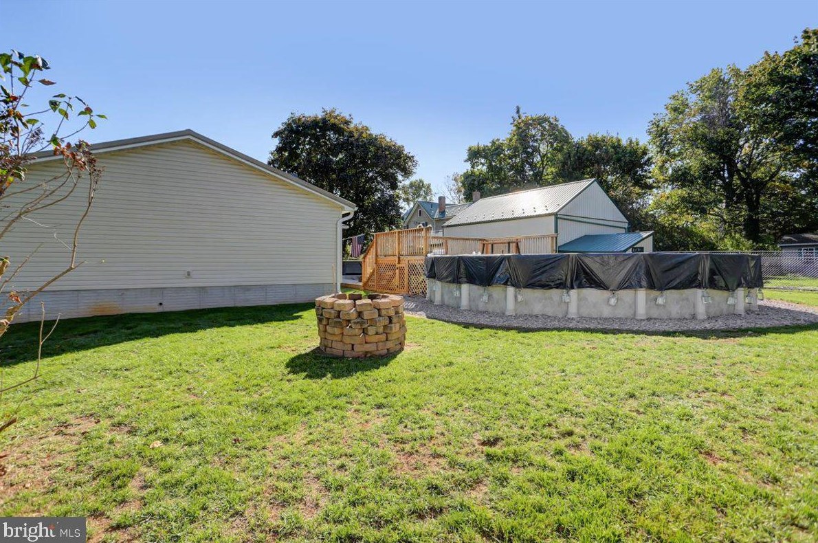 198 Falling Spring Rd, Chambersburg PA  17202-9001 exterior