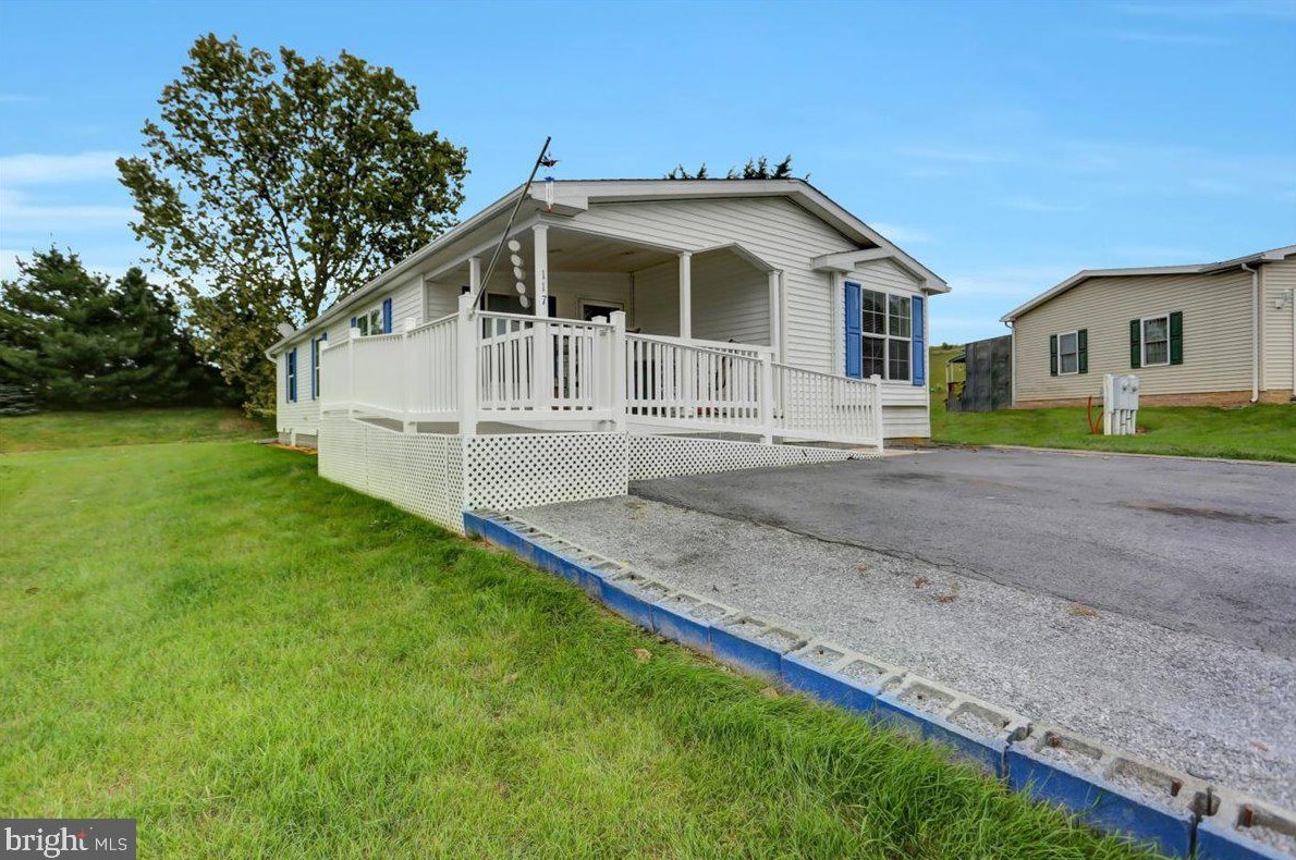 117 Kristyn Ct, Roadside, PA 17268-8658