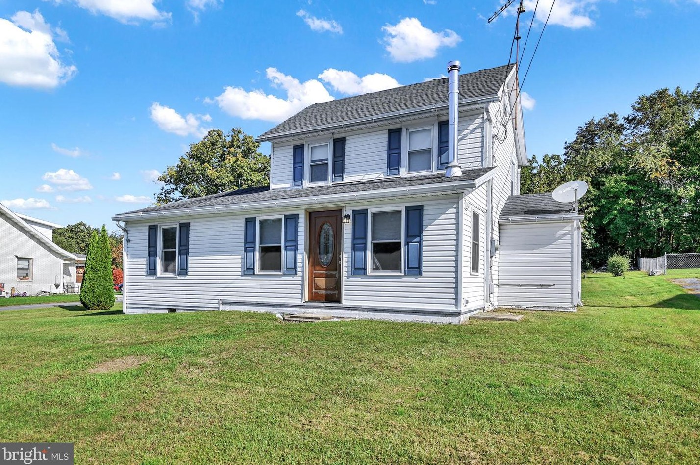11235 Mountain Rd, Fayetteville, PA 17222-9623
