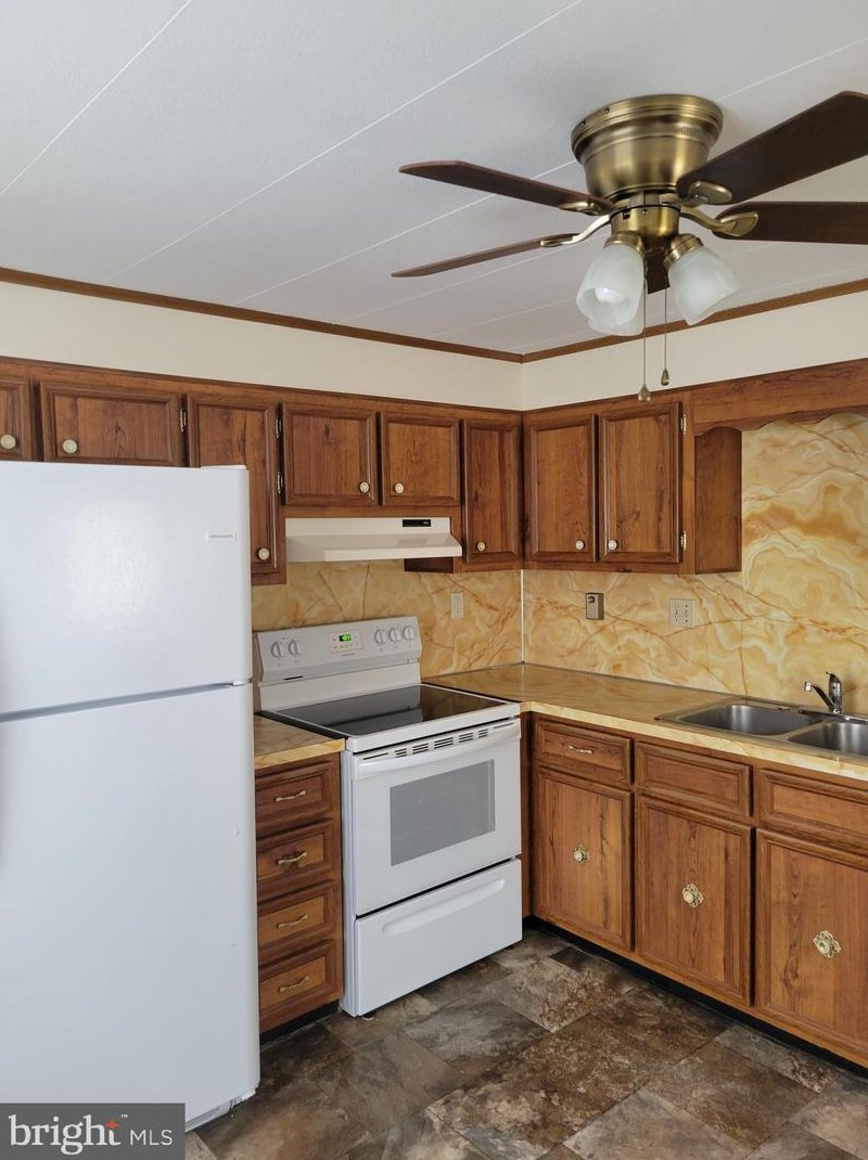222 King St, Roadside PA  17268-1265 exterior