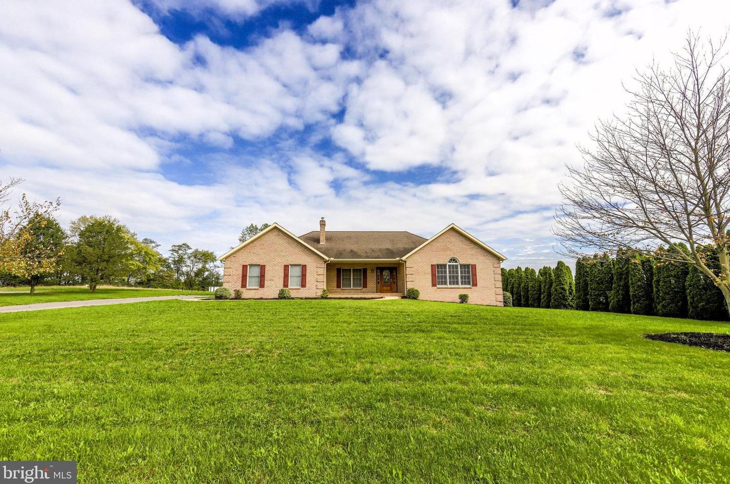 5059 Buchanan Trail W, Upton, PA 17225