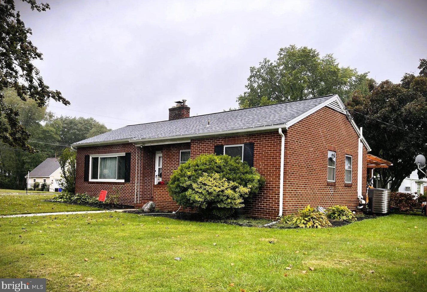 400 N Morris St, Lees Cross Roads, PA 17257