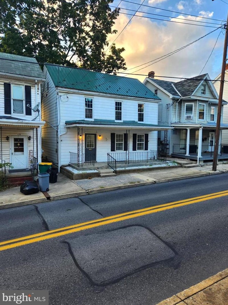 122 N Church St, Roadside, PA 17268
