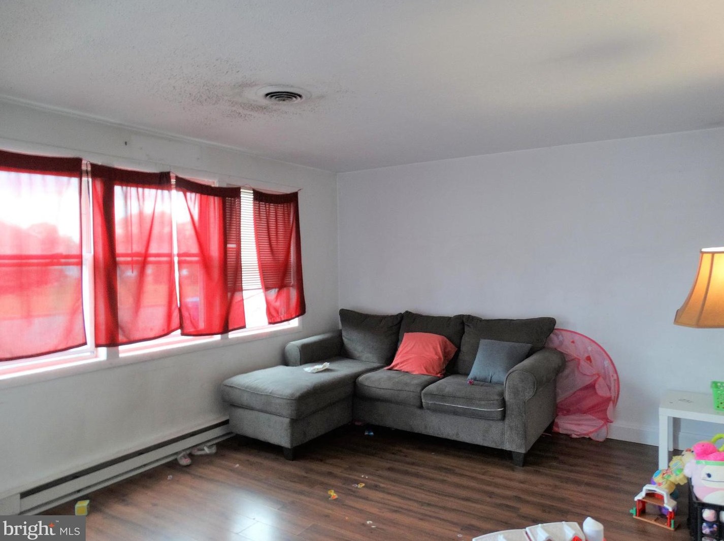 3435 Gregway Dr, Chambersburg PA  17202-8266 exterior