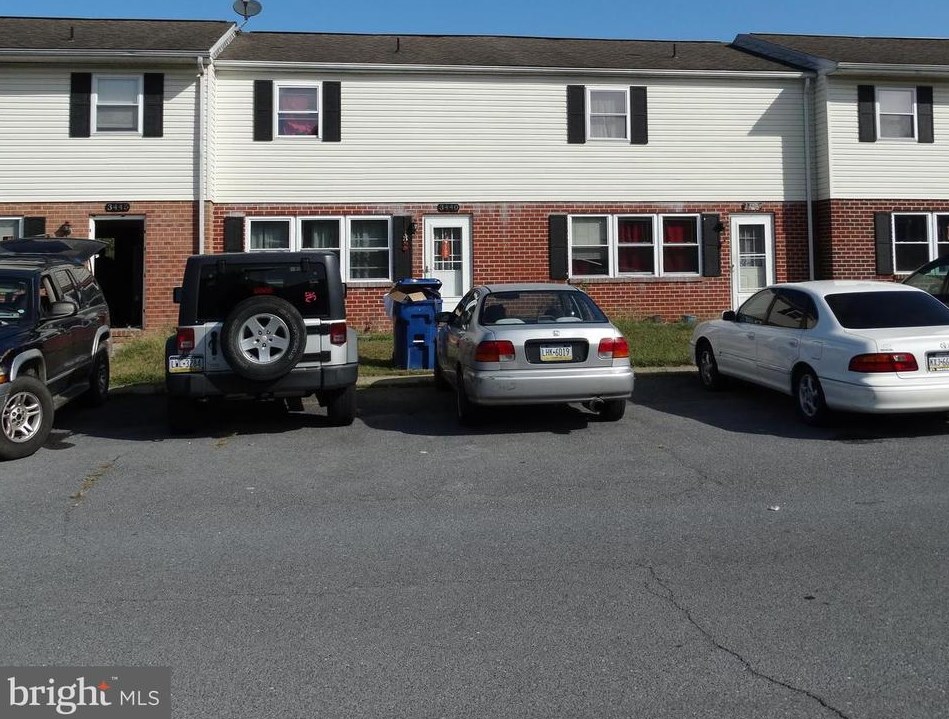 3435 Gregway Dr, Chambersburg, PA 17202-8266