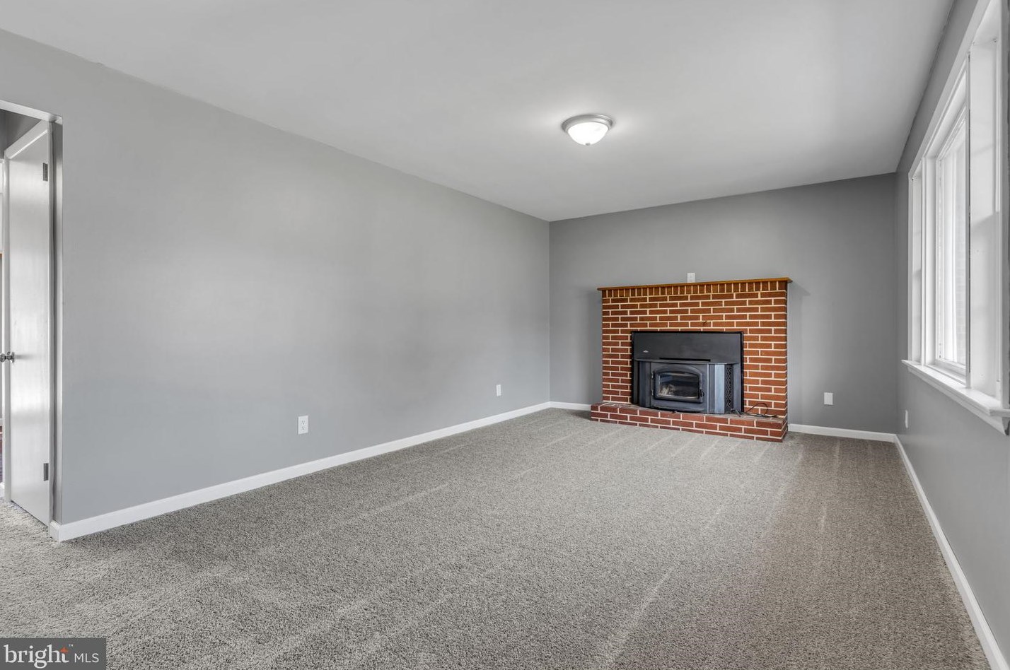 1278 2nd Ave, Chambersburg, PA 17202-9723