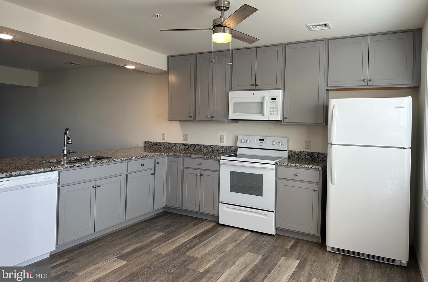184 Delano Dr, Chambersburg, PA 17202-8608