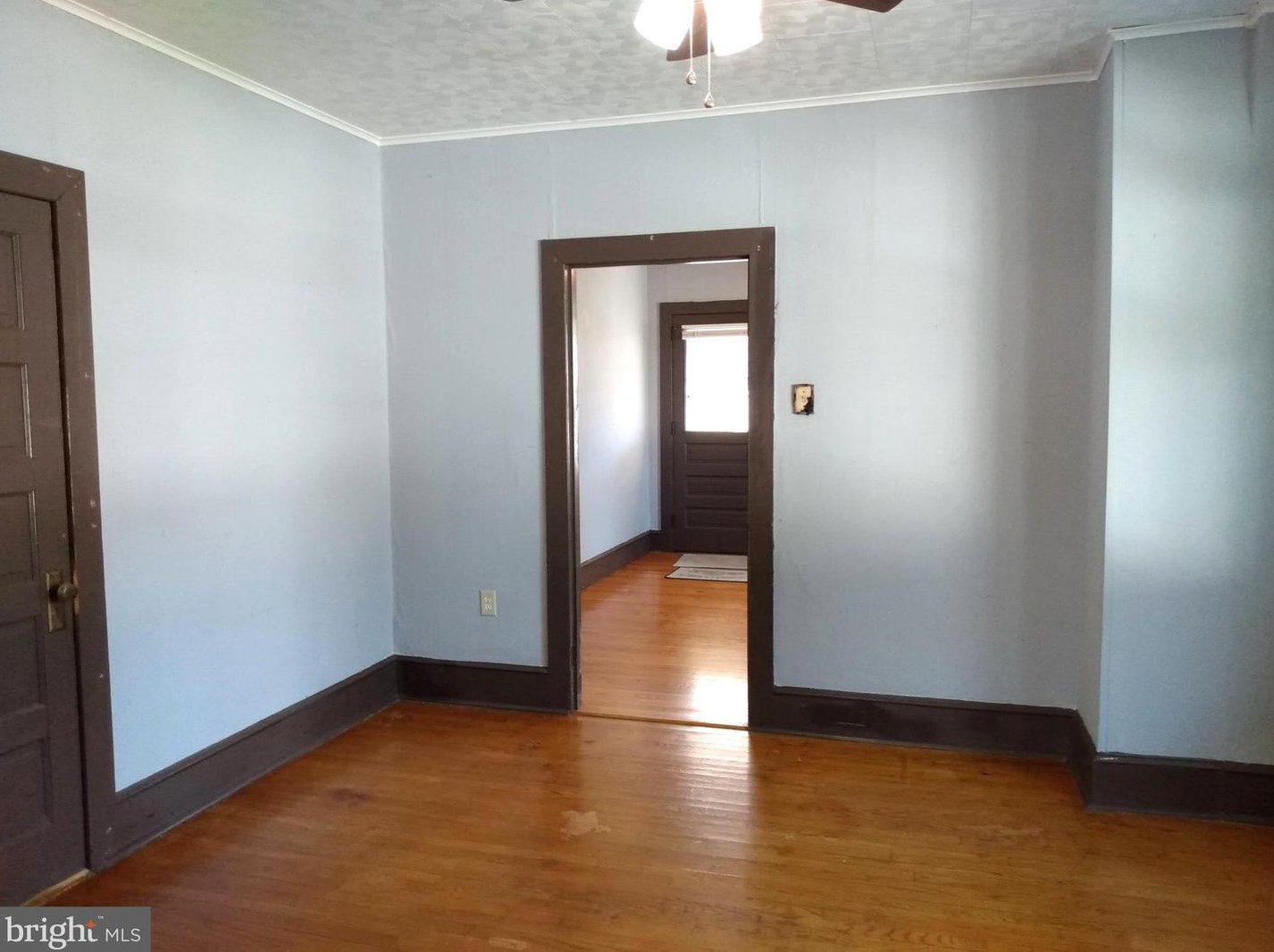 1966 Philadelphia Ave, Chambersburg PA  17201-1433 exterior