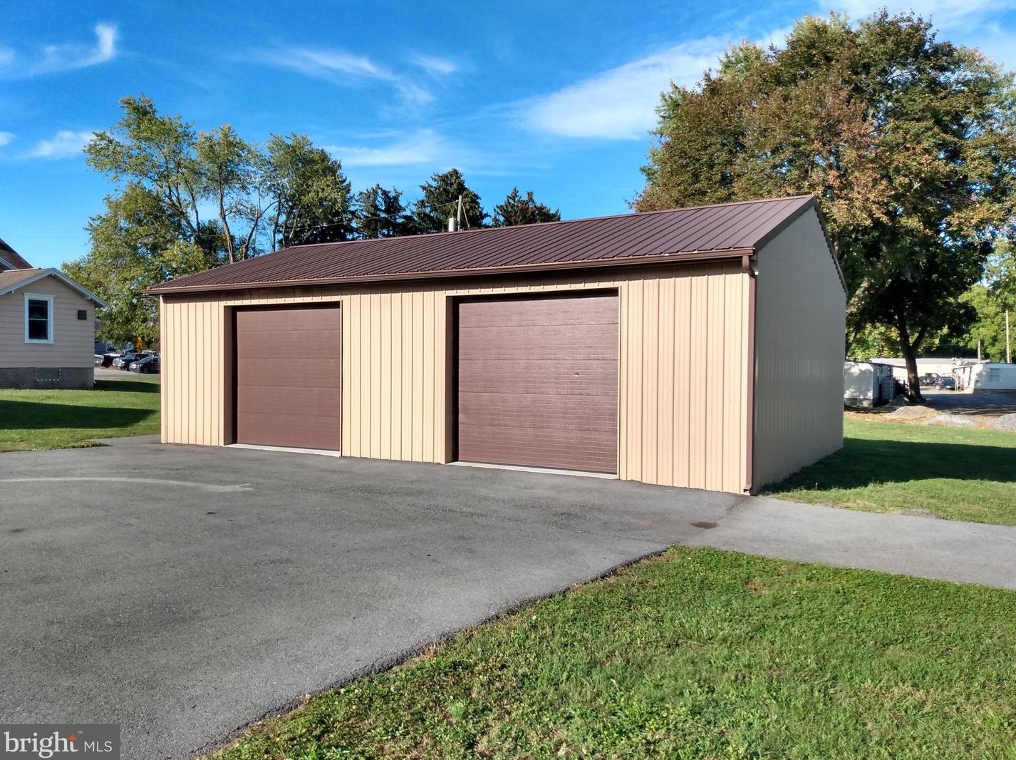 1966 Philadelphia Ave, Chambersburg PA  17201-1433 exterior