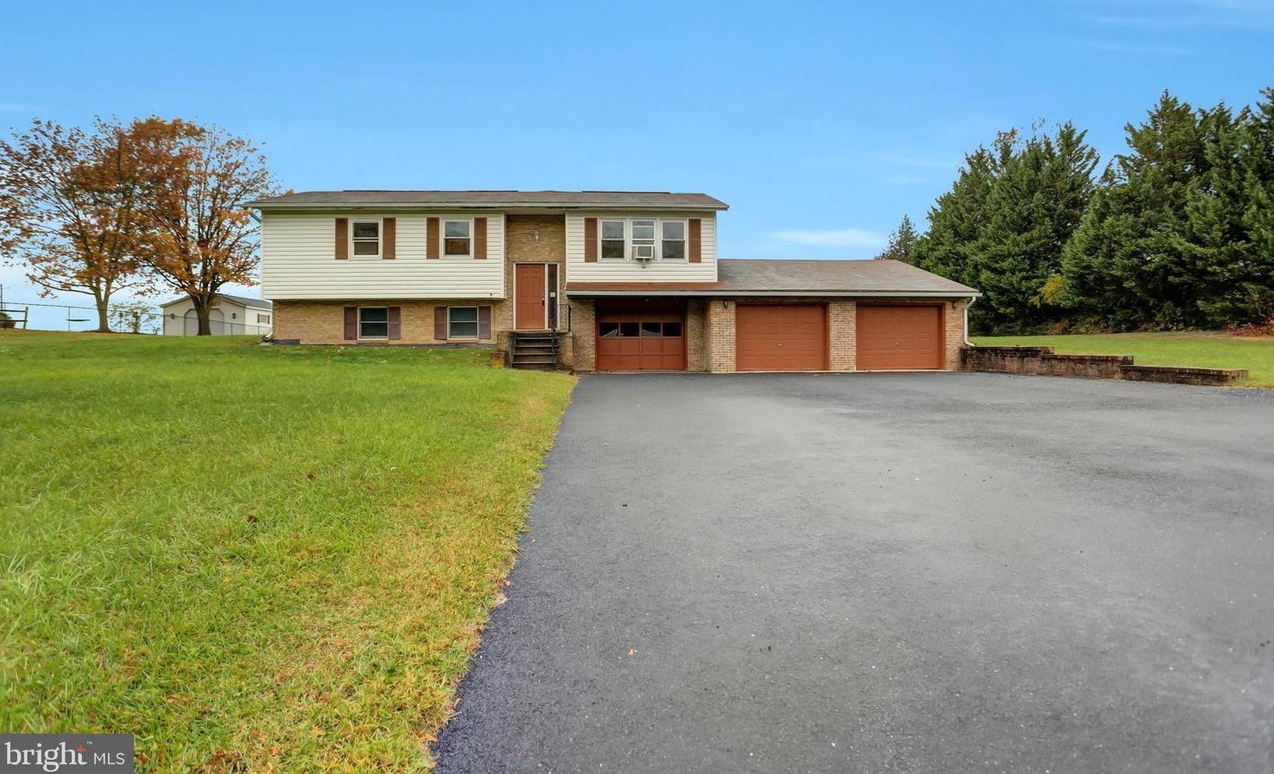 8175 Stone Bridge Rd, Upton, PA 17225