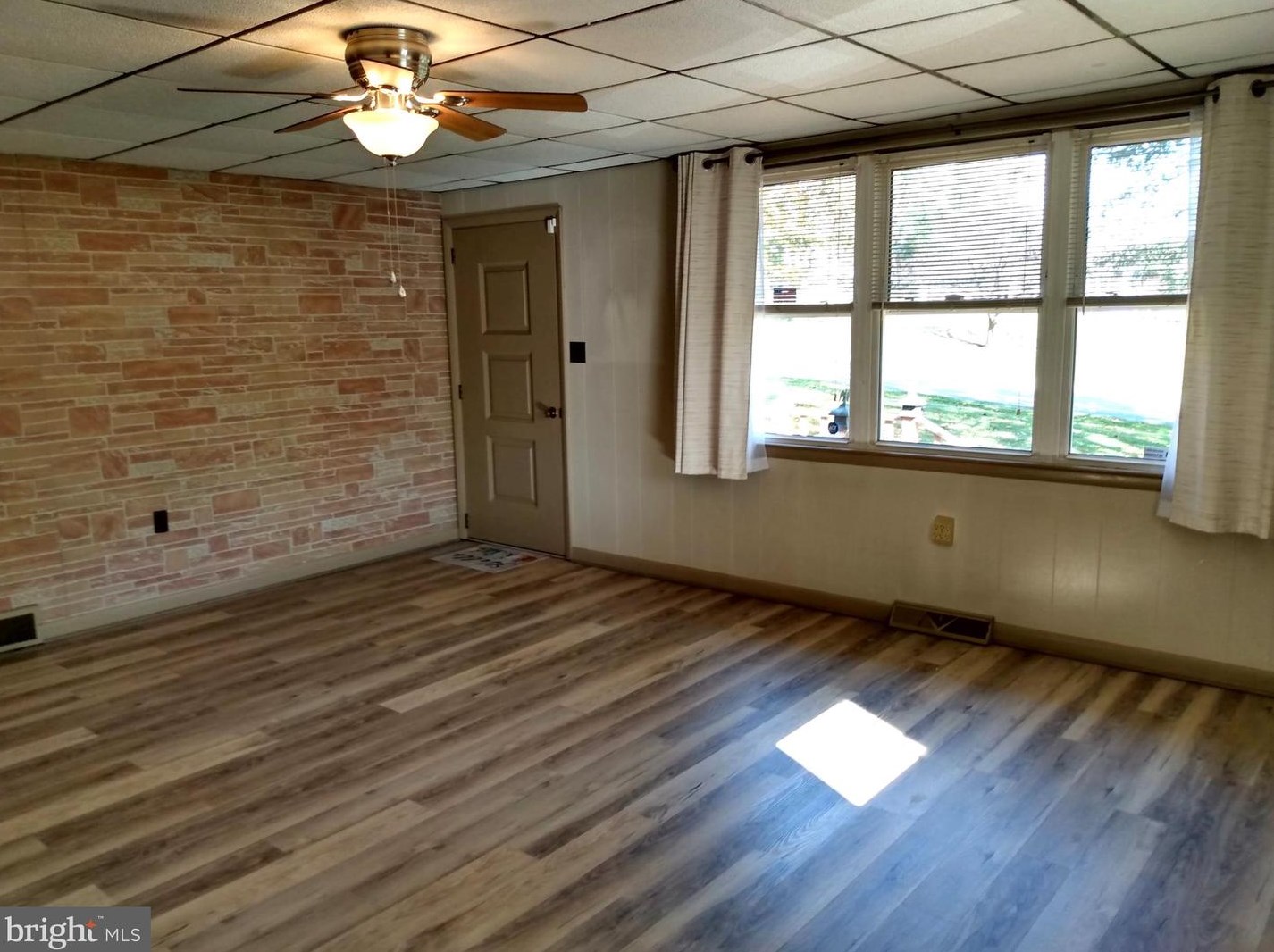 676 Siloam Rd, Chambersburg PA  17201-7809 exterior