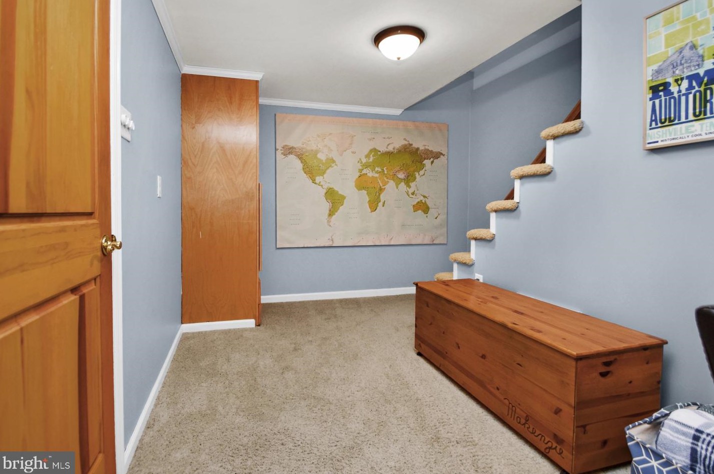 344 Coldbrook Ave, Chambersburg PA  17201-2718 exterior