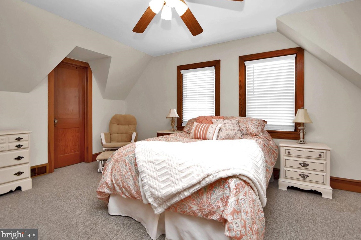 344 Coldbrook Ave, Chambersburg PA  17201-2718 exterior