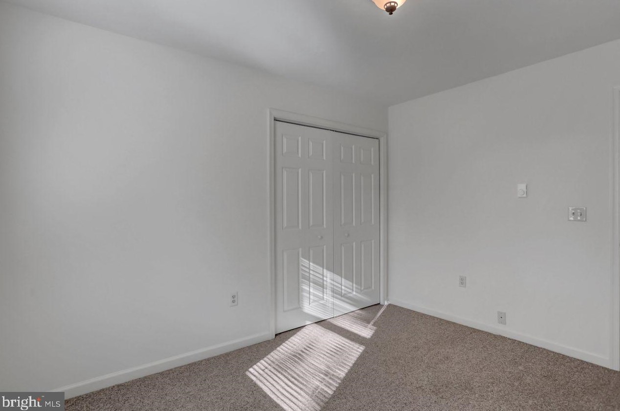 6084 Lincoln Way, Chambersburg PA  17202-8667 exterior