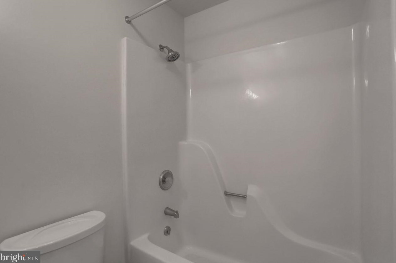 6084 Lincoln Way, Chambersburg PA  17202-8667 exterior