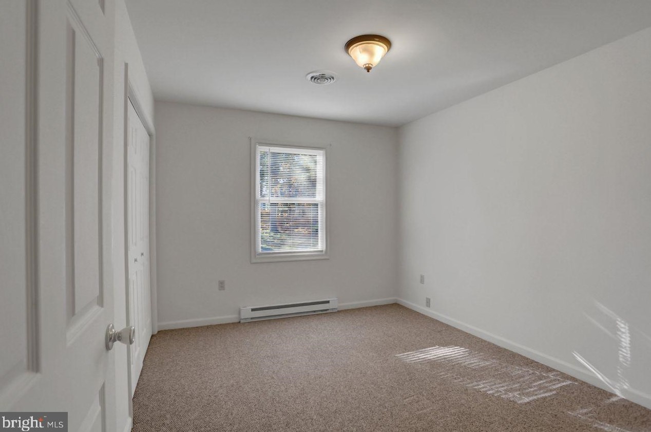 6084 Lincoln Way, Chambersburg PA  17202-8667 exterior