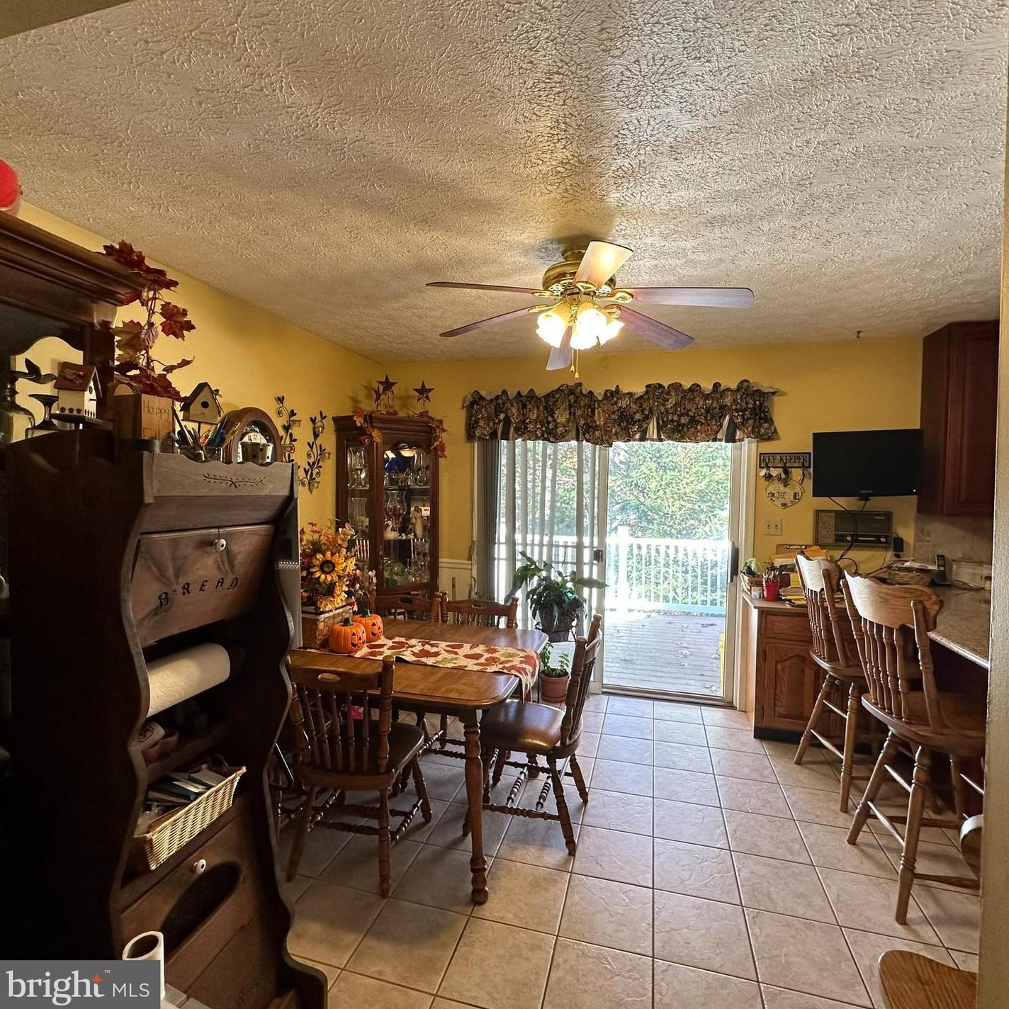 8190 Michaux Dr, Fayetteville PA  17222-9586 exterior