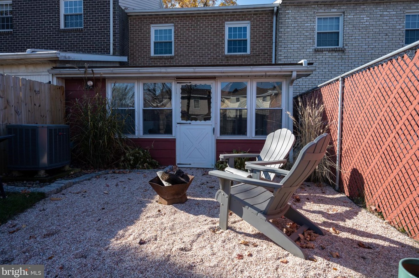 845 Woodlawn Dr, Chambersburg PA  17201-3838 exterior