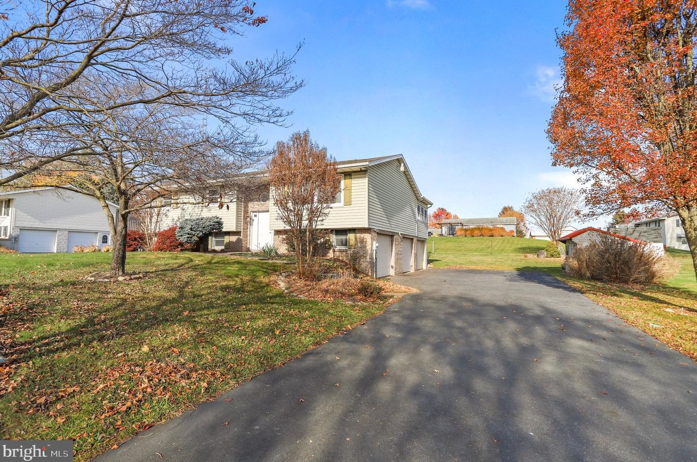 1541 Linden Rd, Chambersburg, PA 17202-8810