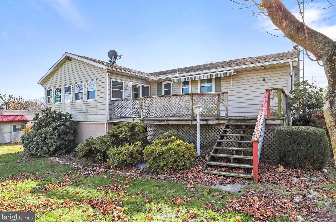 1541 Linden Rd, Chambersburg PA  17202-8810 exterior