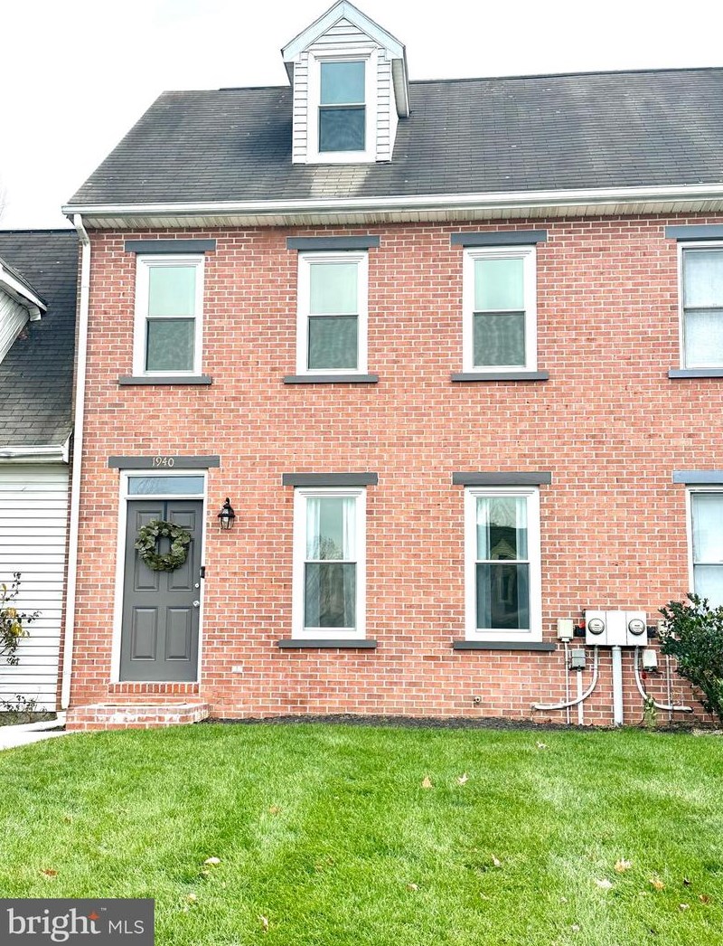 1940 Clinton Ave #93, Chambersburg, PA 17201