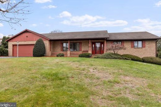 483 Larkspur Ln, Chambersburg, PA 17202-3147