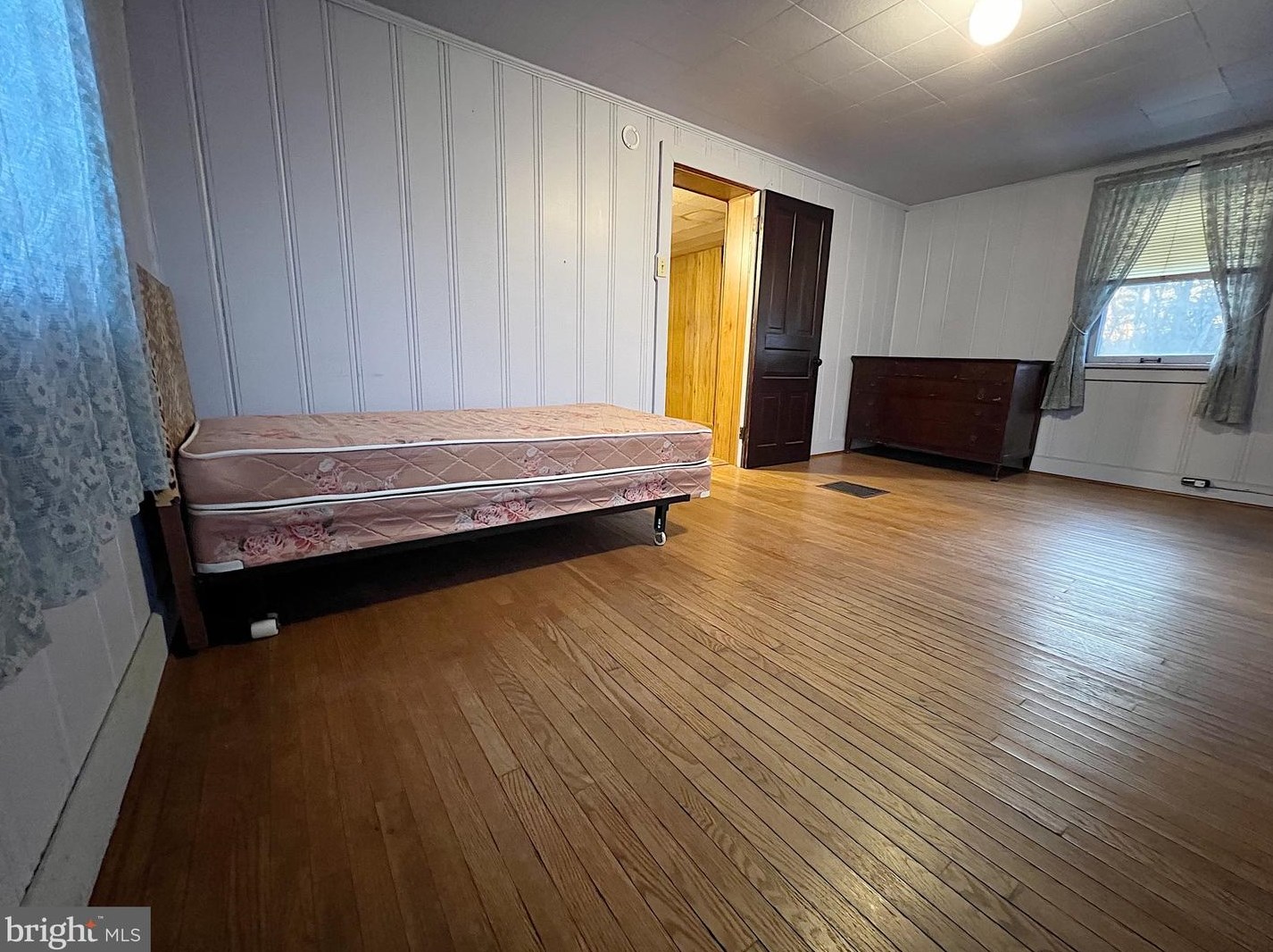 250 Siloam Rd, Chambersburg PA  17201-8901 exterior