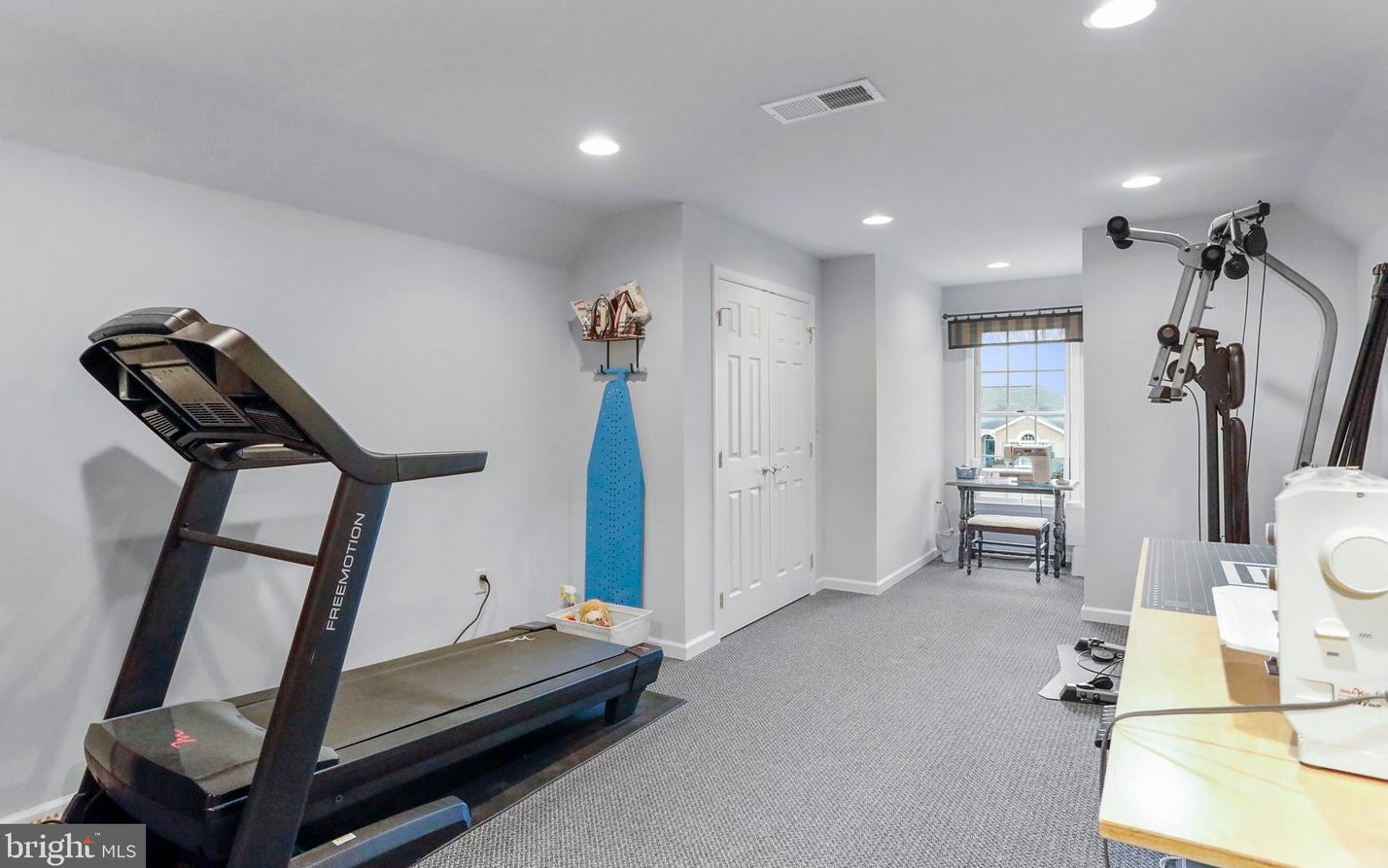 6340 Medina Ridge Dr, Fayetteville PA  17222-9435 exterior