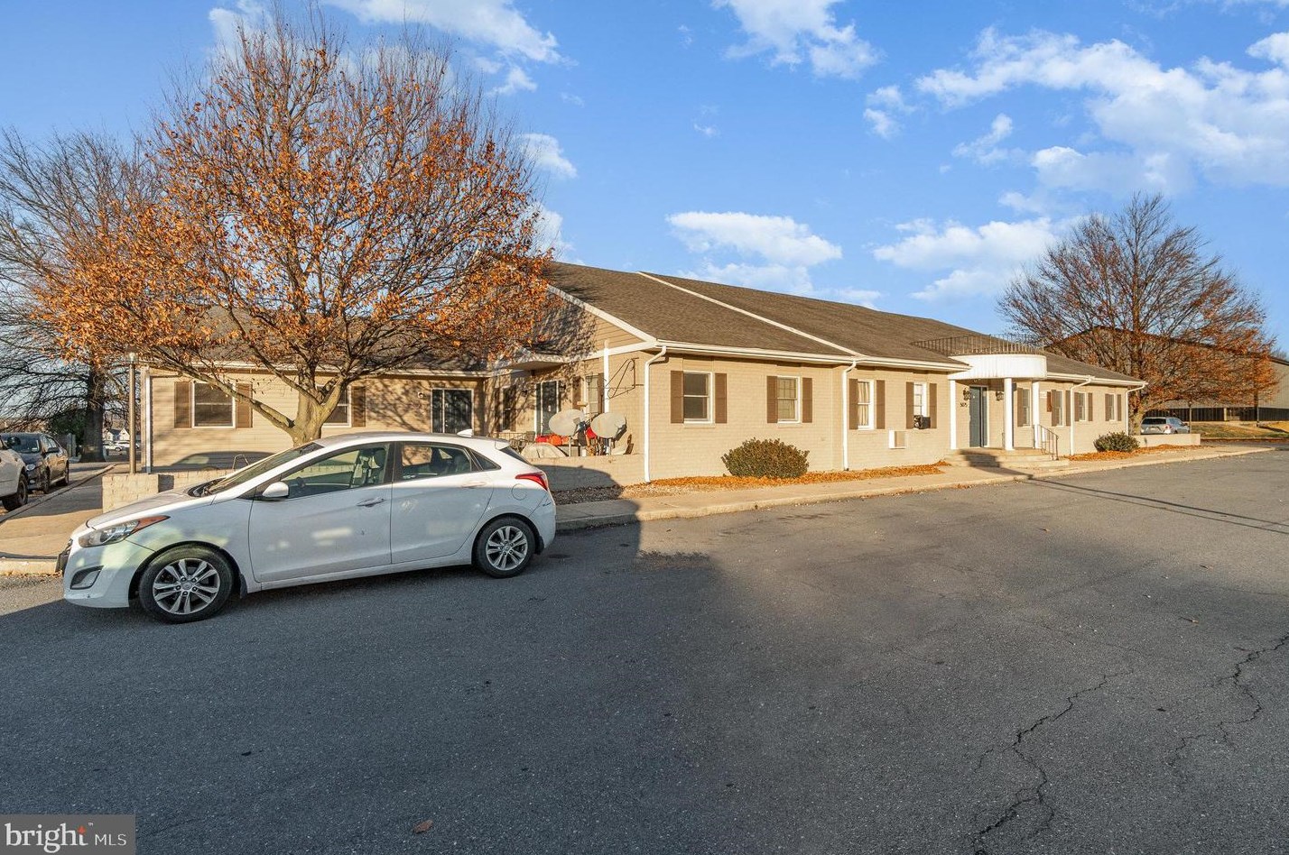 5075 Lincoln Way, Fayetteville, PA 17222-1055