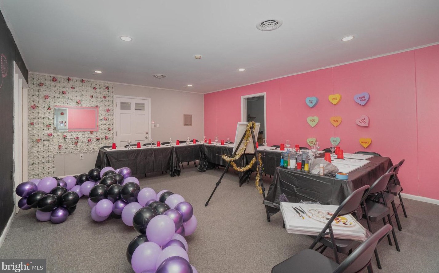 5075 Lincoln Way, Fayetteville PA  17222-1050 exterior