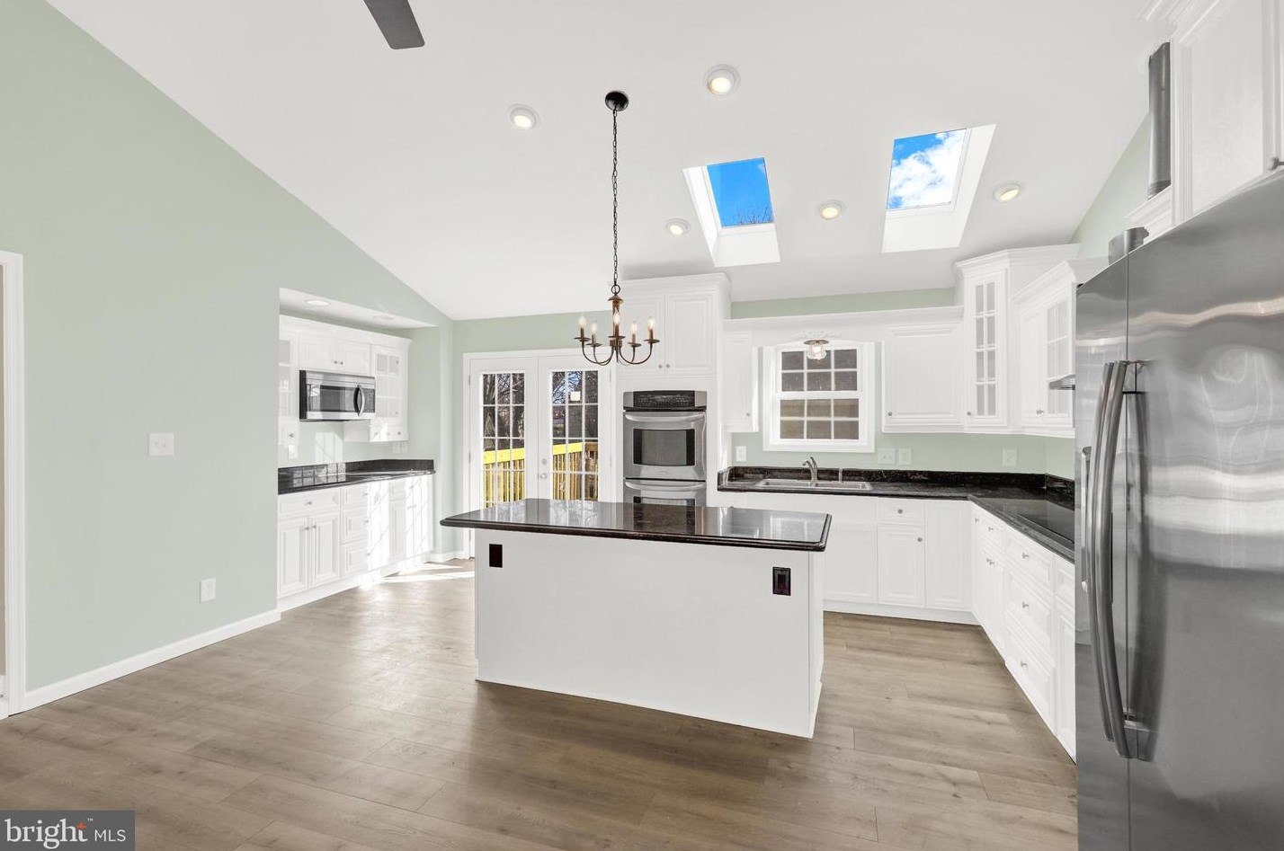 80 Brumbaugh Ave, Chambersburg PA  17201-2804 exterior