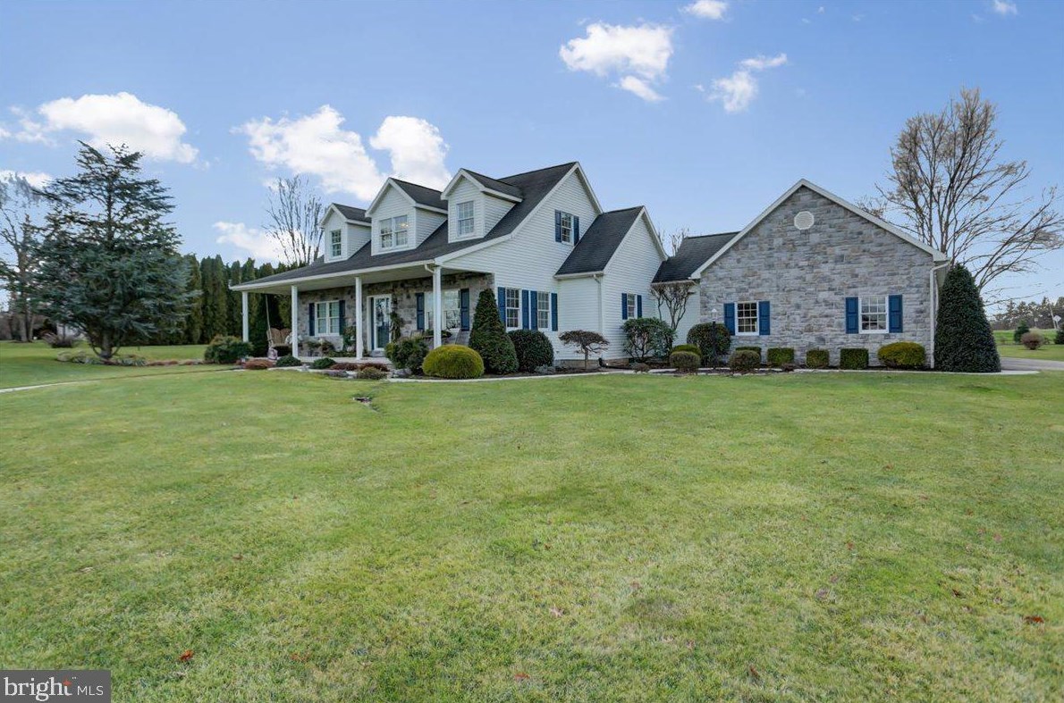 858 Pine Stump Rd, Chambersburg, PA 17202-9653