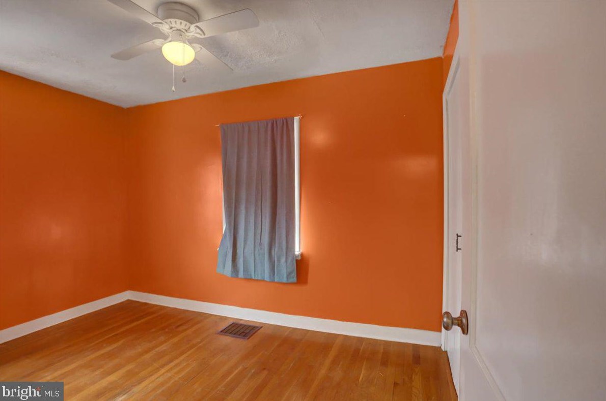 44 Conner Ave, Chambersburg PA  17201-2057 exterior