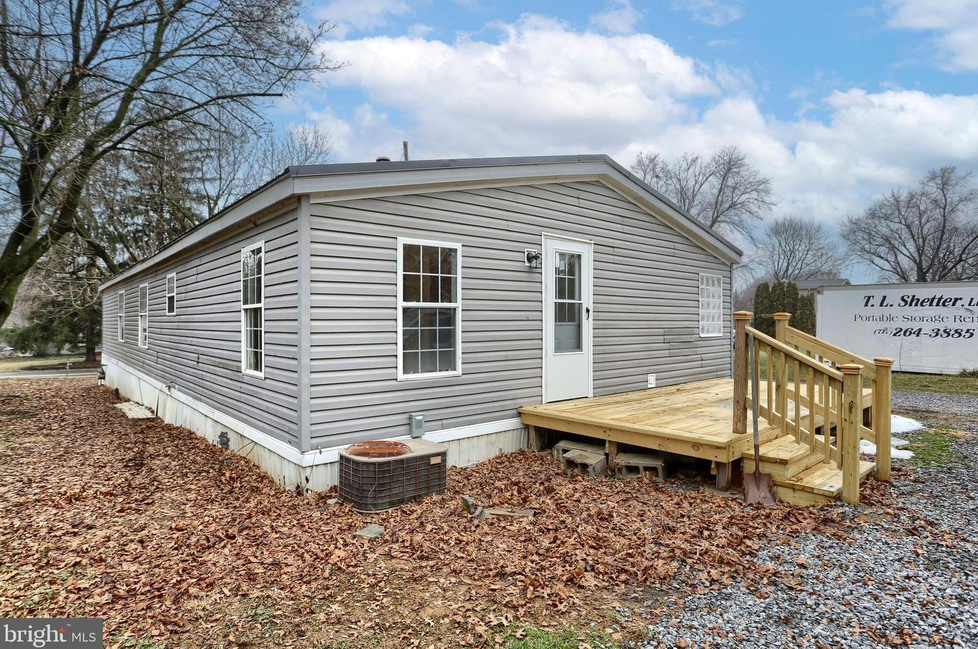 1160 Mainsville Rd, Lees Cross Roads, PA 17257