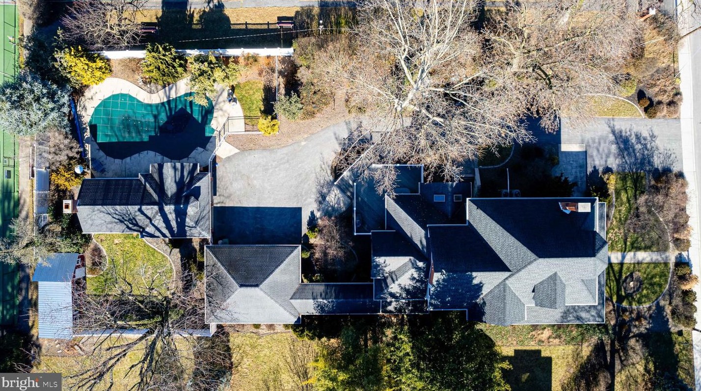 216 Carlisle St, Upton, PA 17225-1570