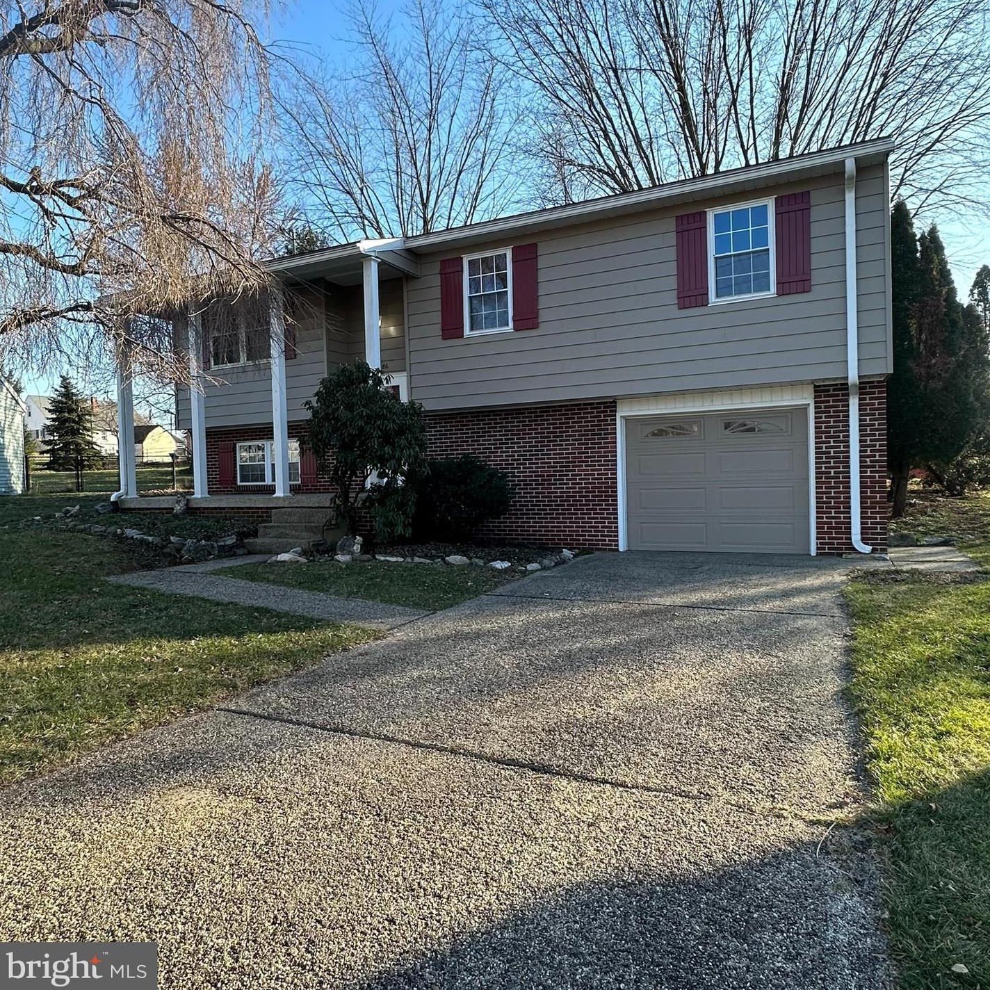 86 Roosevelt Arms Ct, Chambersburg, PA 17201-8231