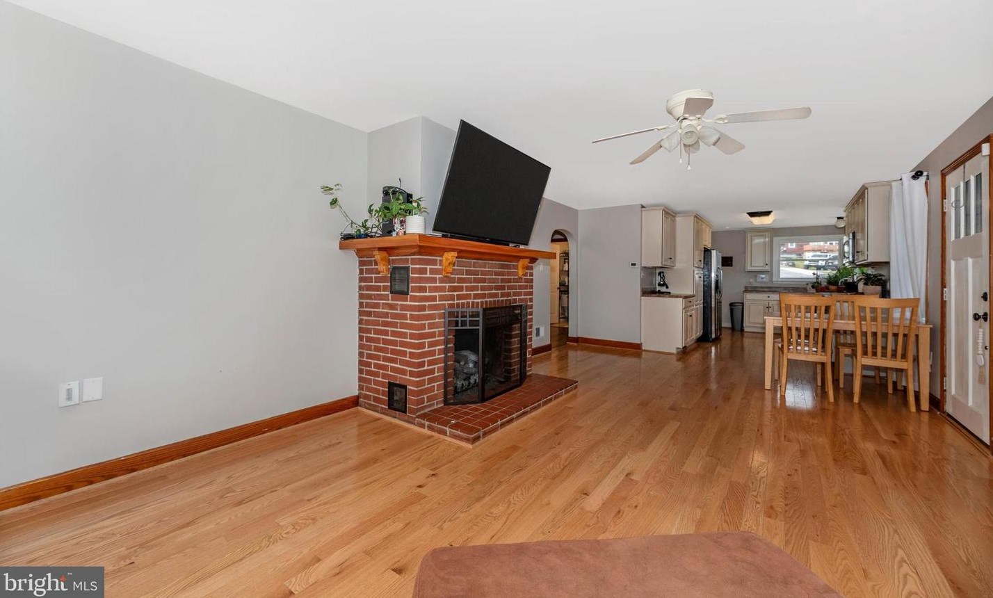 226 Highland Ave, Roadside PA  17268-2512 exterior
