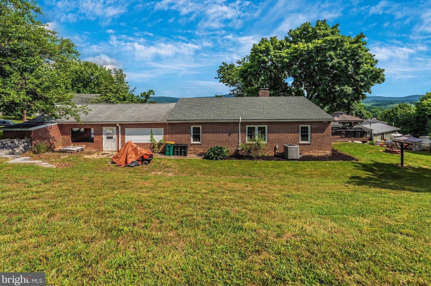 226 Highland Ave, Roadside PA  17268-2512 exterior