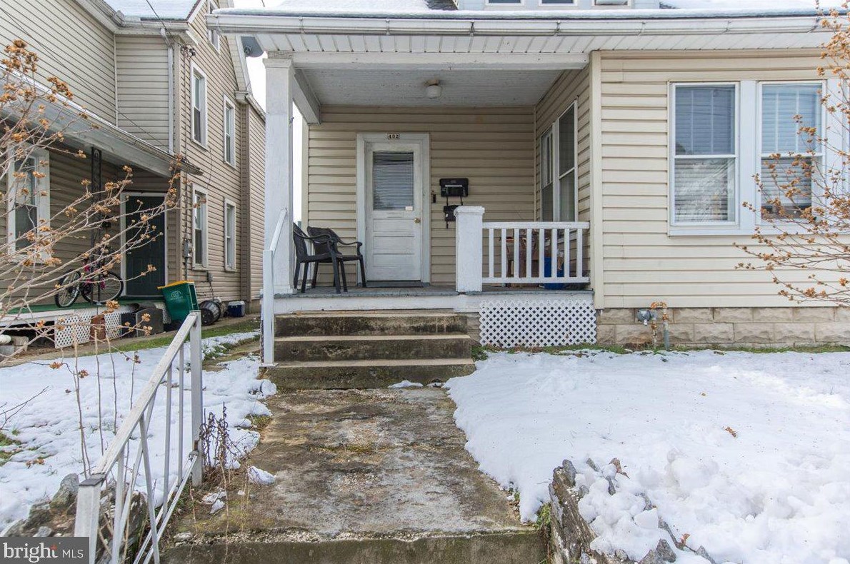432 Washington Street E, Chambersburg, PA 17201