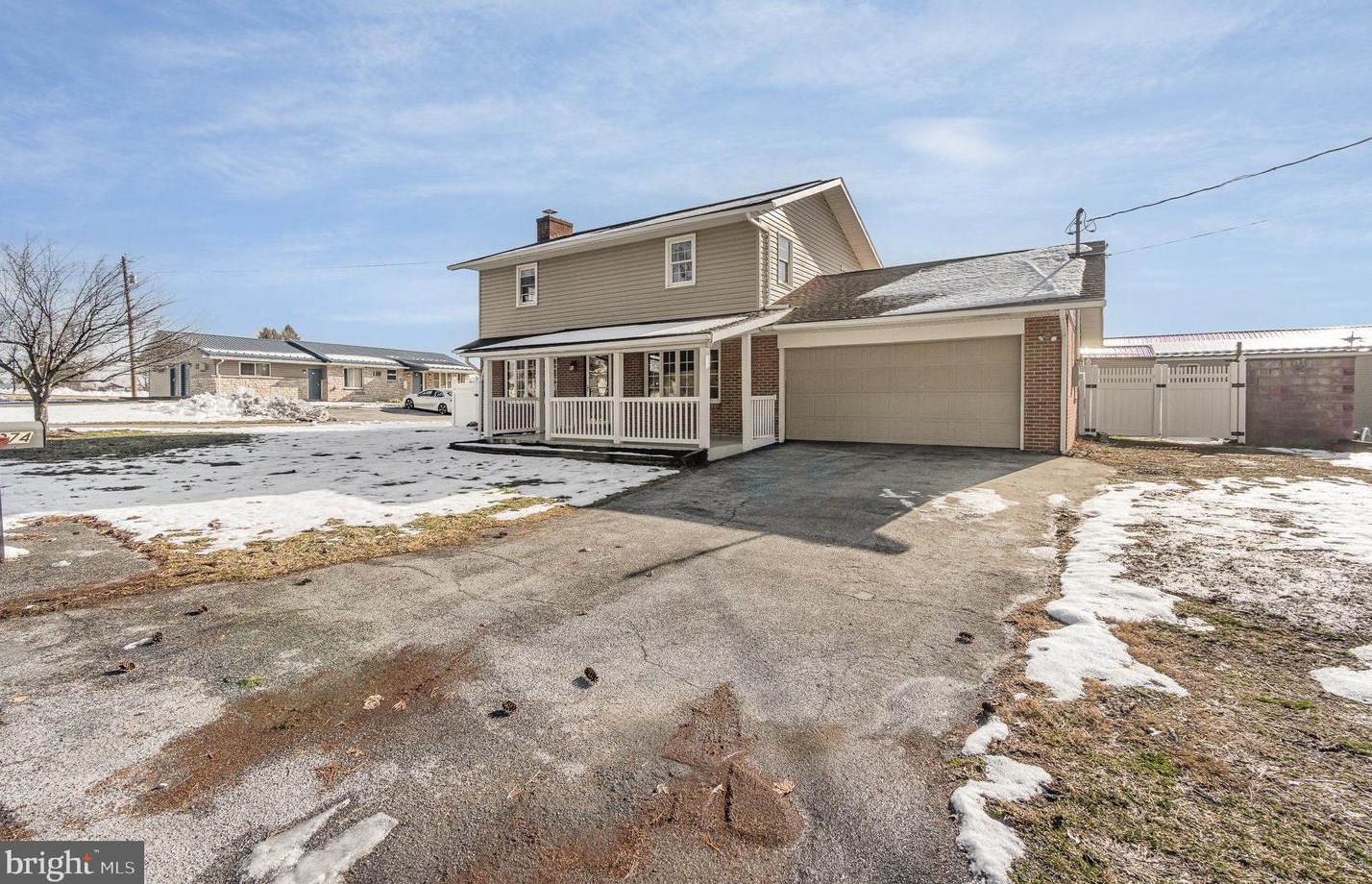 2374 Greene St, Chambersburg, PA 17201-7903